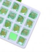Пришивные стразы Космик Neon Green AB - зеленый радужный неон (стекло)