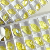 Галактик пришивной Neon Lt.Topaz - светло-желтый неон 12*19мм 1шт хрусталь